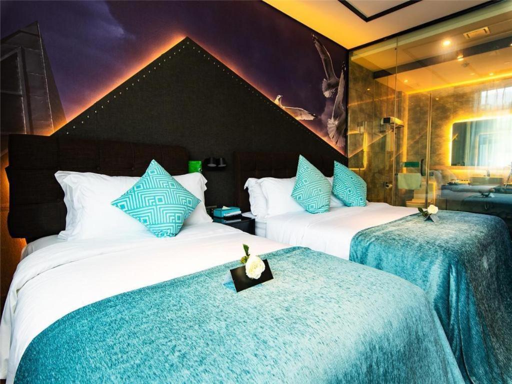 Xana Hotelle-Hotel Luzhou Baizitu Square Exterior photo